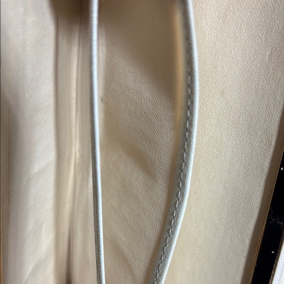 Elegant Vintage Givenchy Lizard White and Cream Women's Clutch/Wallet Kisslock - Picture 6 of 16